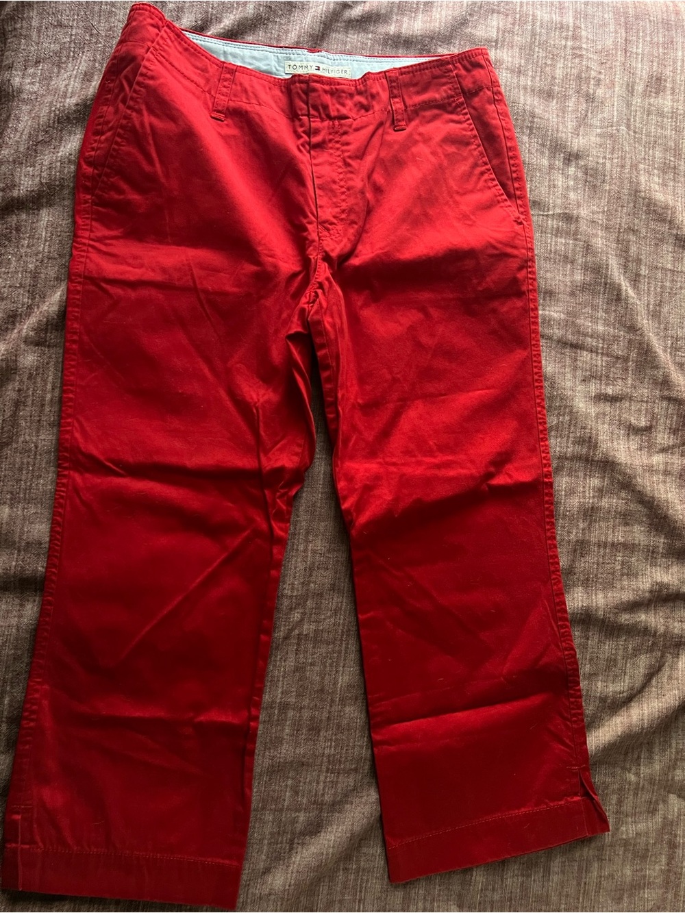 NWOT Tommy Hilfiger Capris size 6